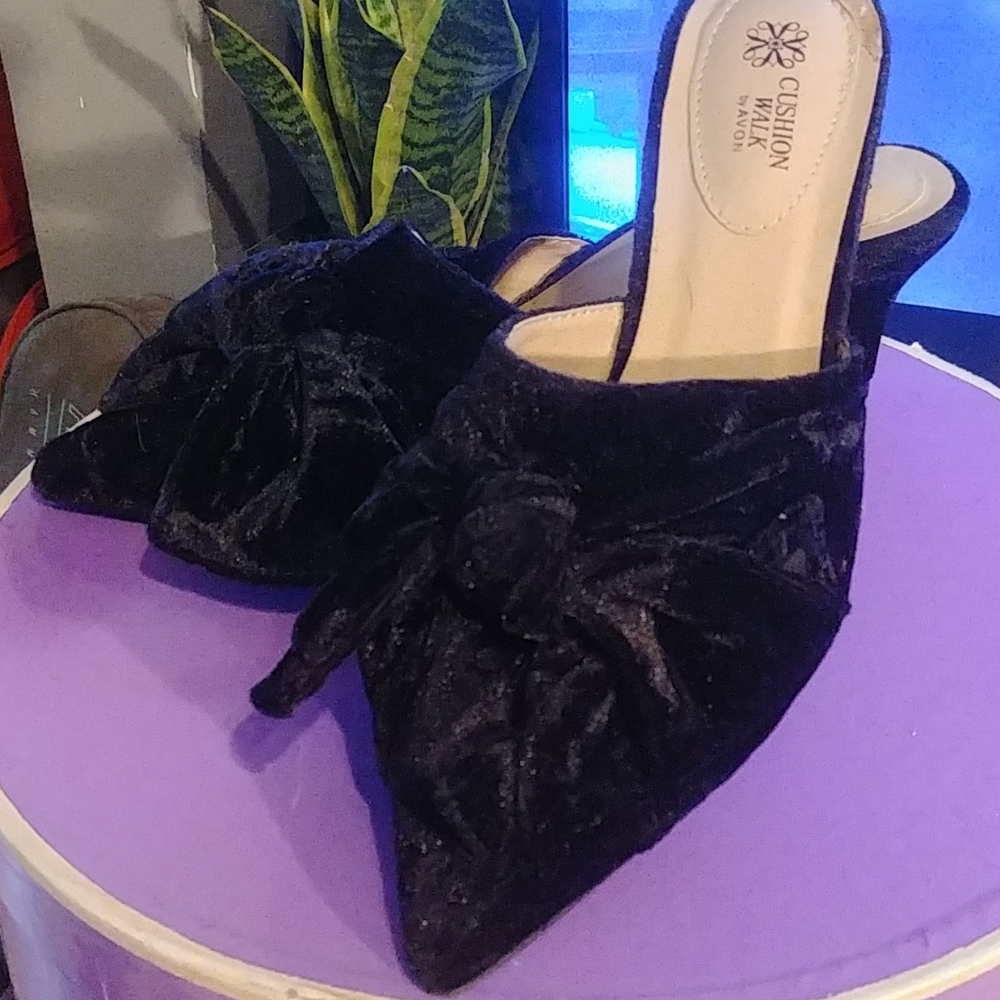 Black velvet mules